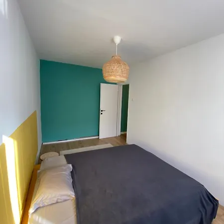 Seayoutanned Apartment Constanta